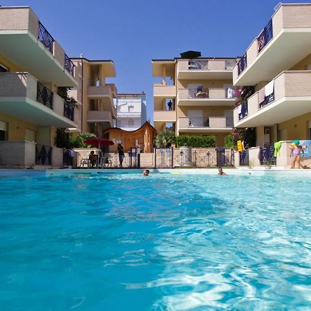Green Bay Village Pineto Εξωτερικό φωτογραφία
